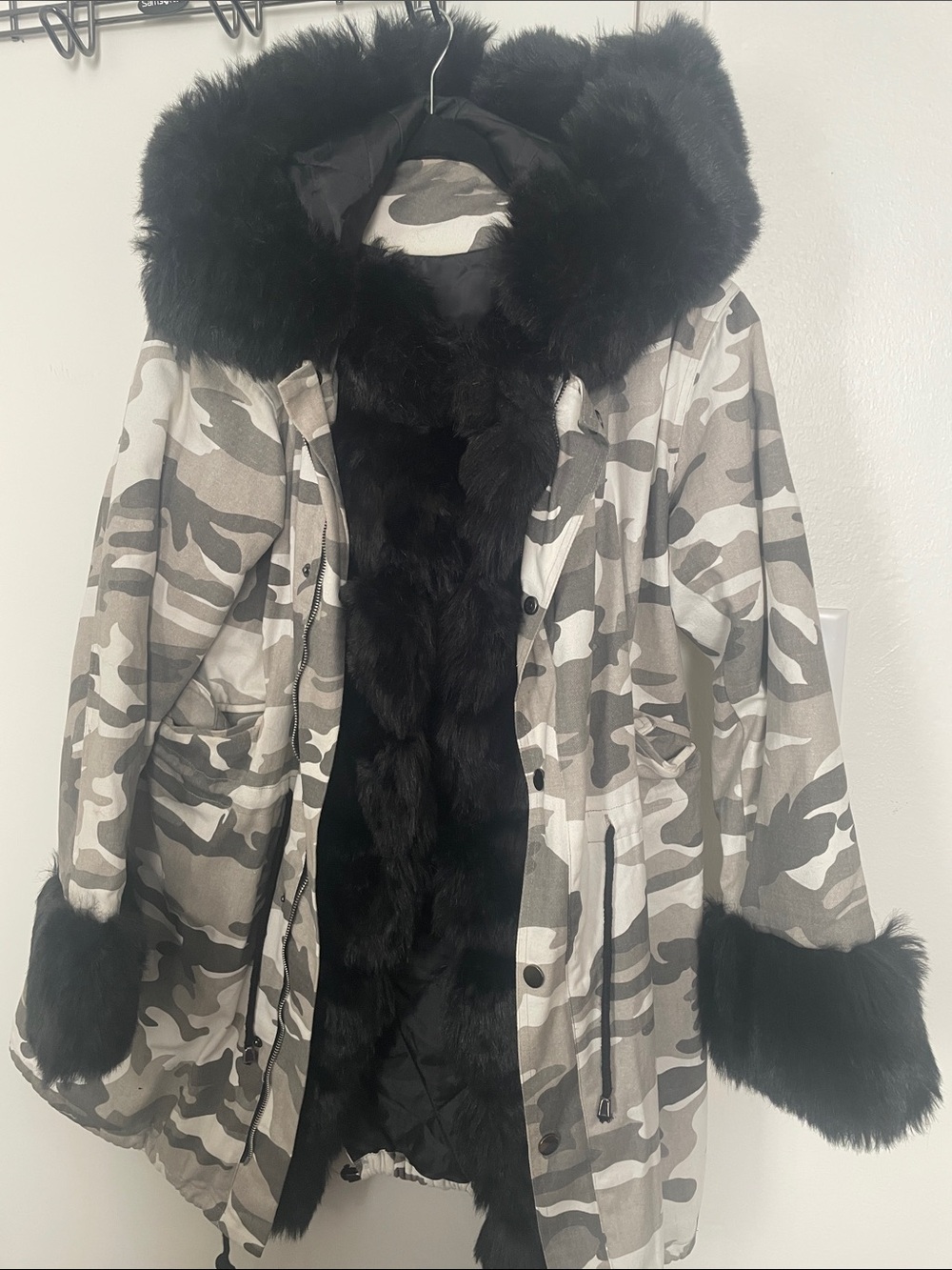 Black Faux Fur-Trim Camo Parka Jacket